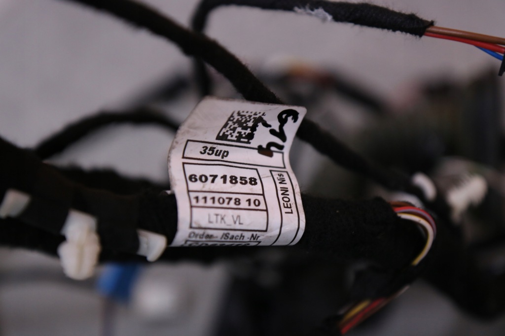 Купить Bmw g14 g15 m8 f91 f92 замки дверь проводка доводчик soft close 7477699 7477702