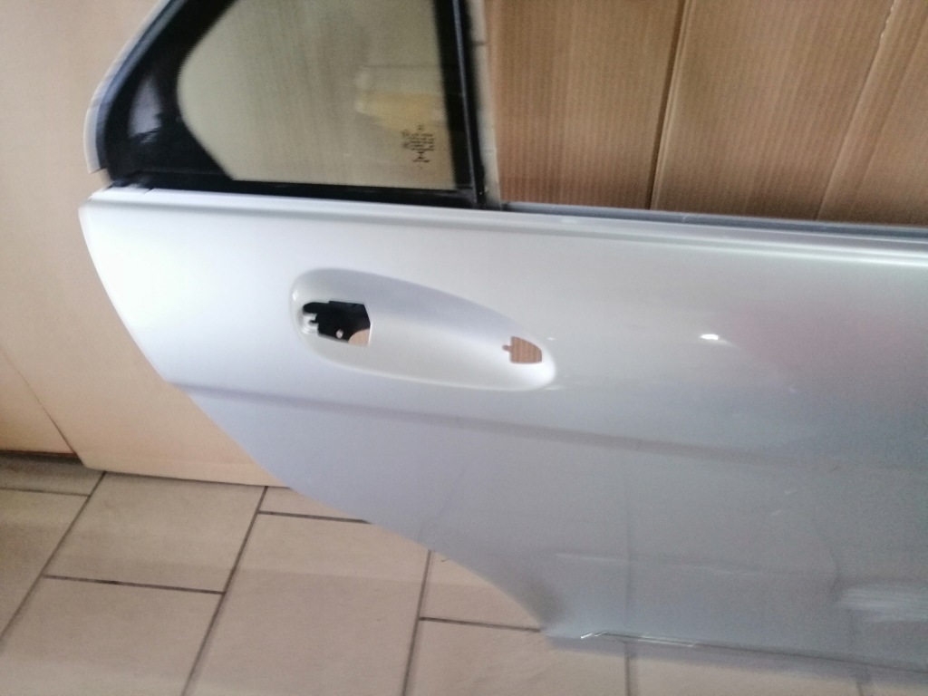 фото №5, Mercedes w212 дверь задняя правое