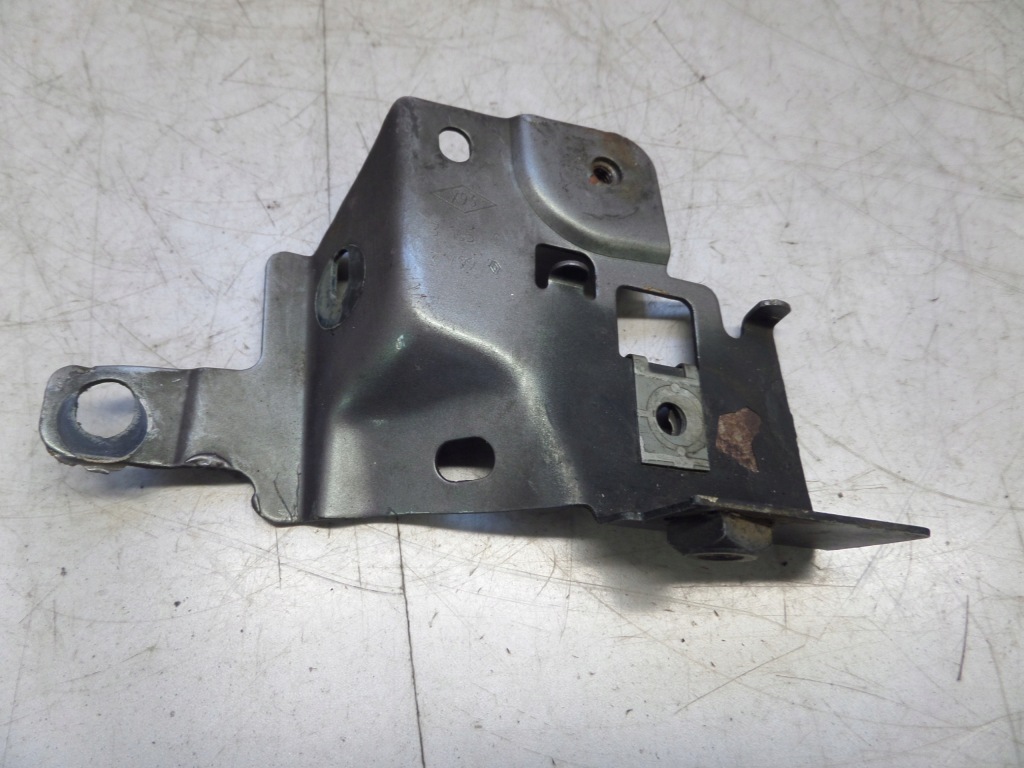 фото №1, Кронштейн крила ліва перед scenic i lift 99-03