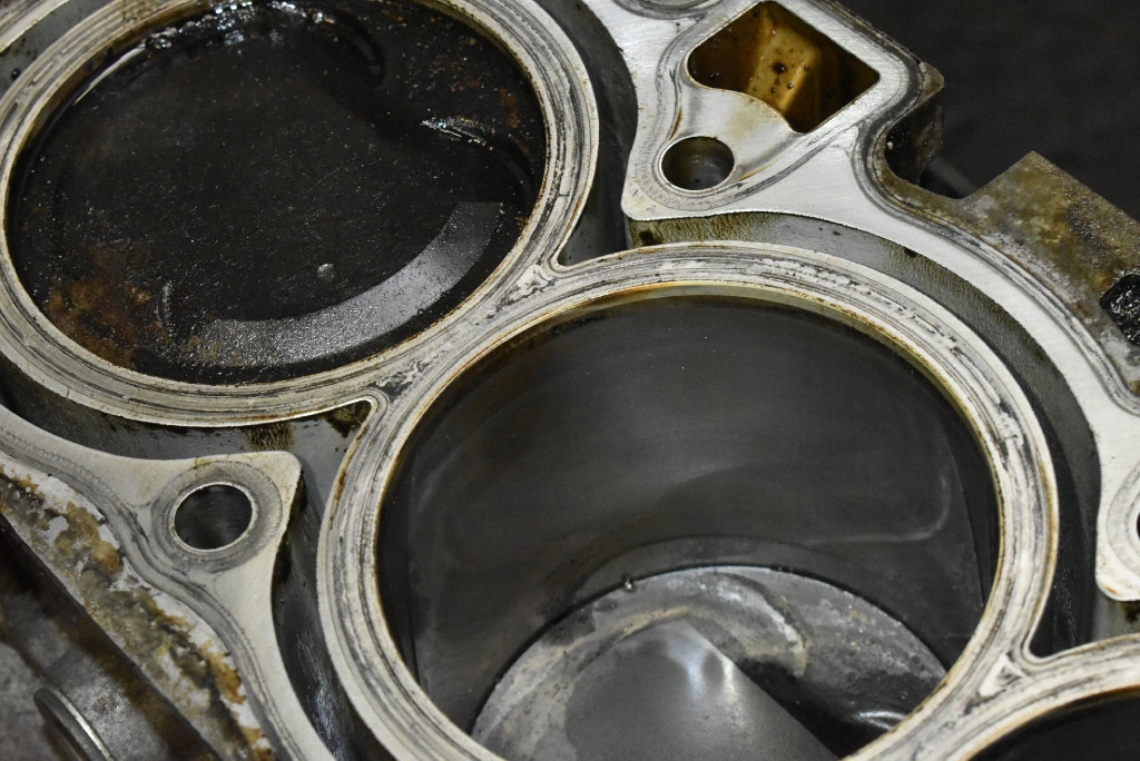 Блок низ  двигуна wał 4b10 mitsubishi lancer 8 viii 1.8 mivec 143 km 07-16 Доставка