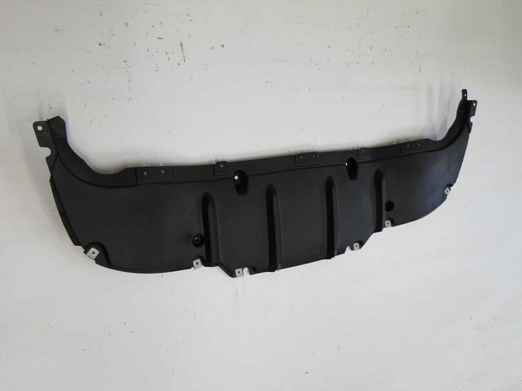 Mercedes cla 118 защита под бампер задний amg Цена