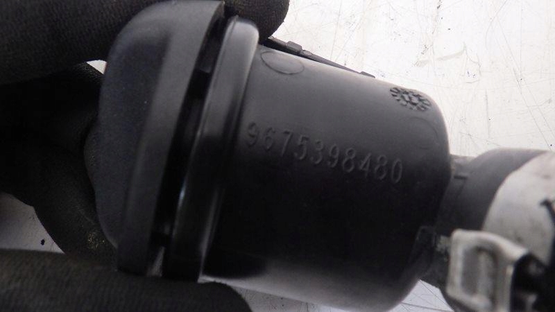 фото №6, Заливна горловина оливи кришка citroen ds5 2.0 hdi гібрид 4 9675398480