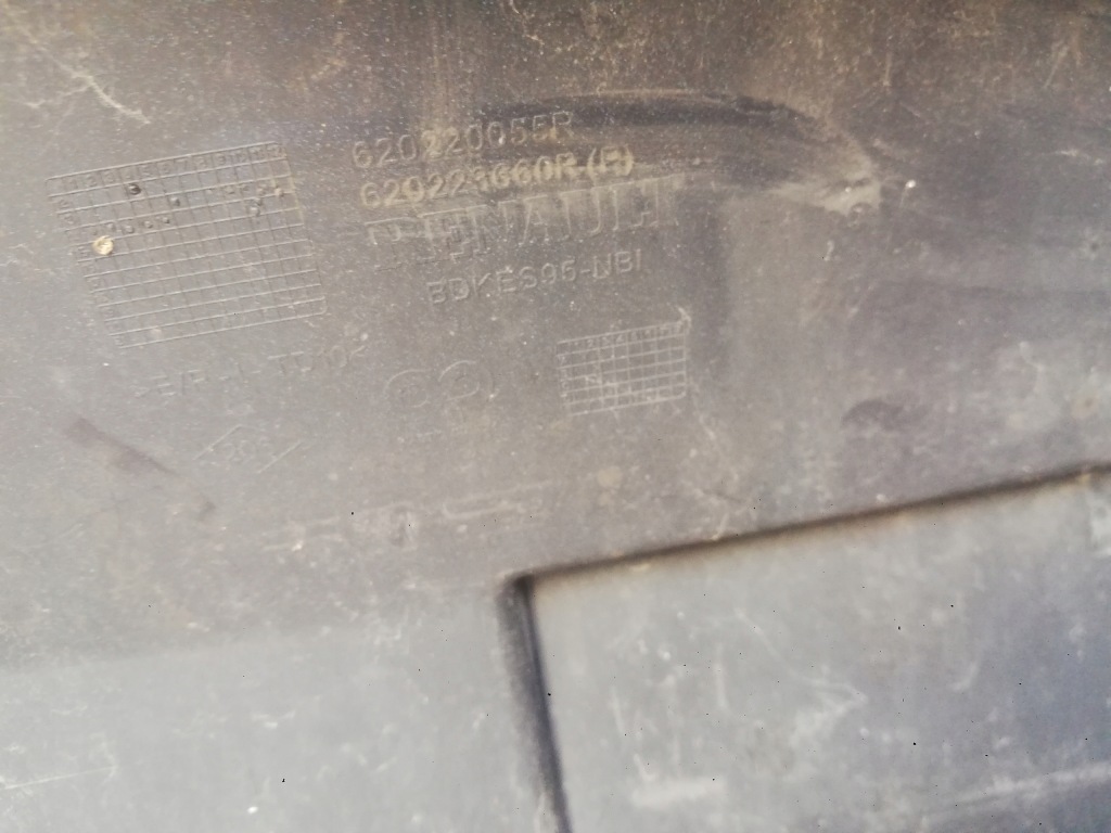 Бампер передний перед renault megane 3 рестайлинг Оригинал