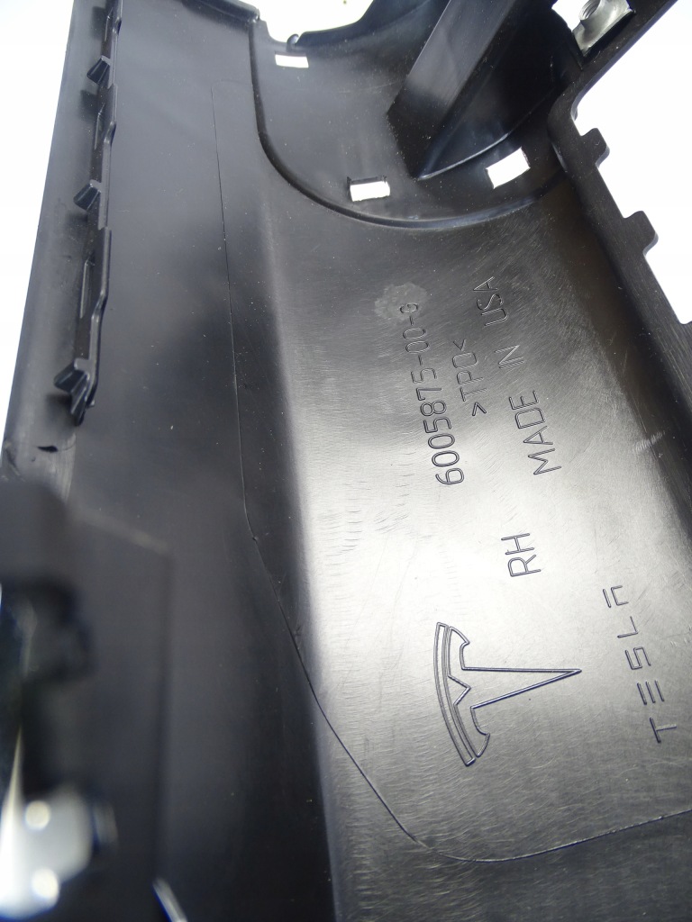 Поріг молдинг поріг tesla s рестайлінг  новий оригінал Доставка