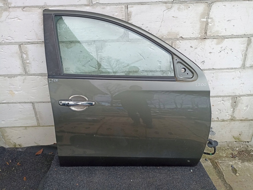 Купить Mitsubishi l200 дверь левая задние левый задняя двойной кабина