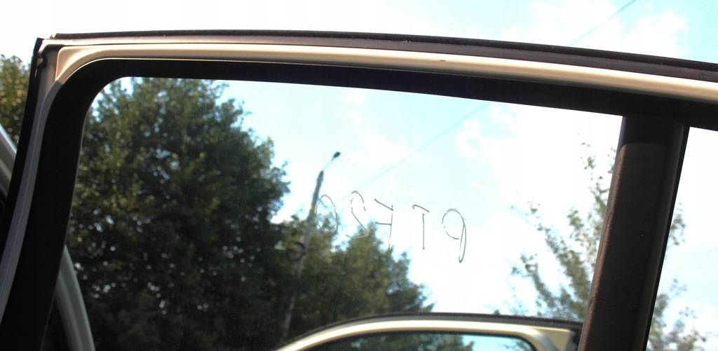 фото №3, Рамка захист молдинг двері правий задня bmw f20