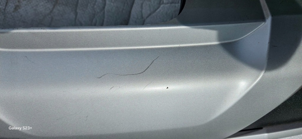 Накладка спойлер бампера задній audi q7 s-line 4m0807563b Зі Шроту