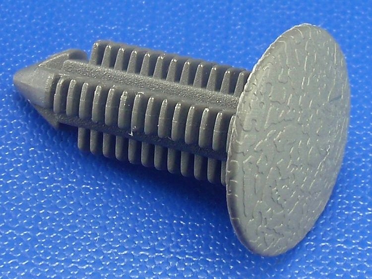 фото №12, Клипса обивка mercedes