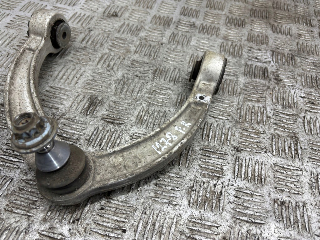 Mercedes-benz ml w166 2012 рычаг передний нижний с Разборки