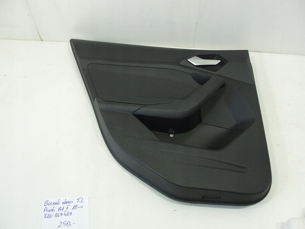 фото №1, Обшивка дверь задняя левых audi a1 ii 2018-