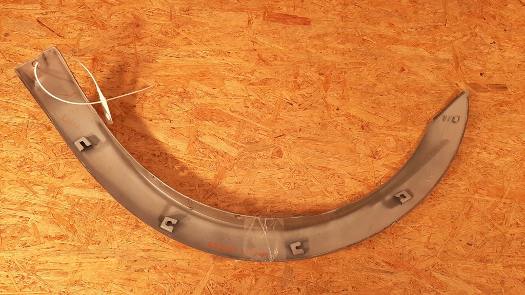 фото №8, Toyota yaris verso i молдинг накладка крыла правый перед 53087-52010