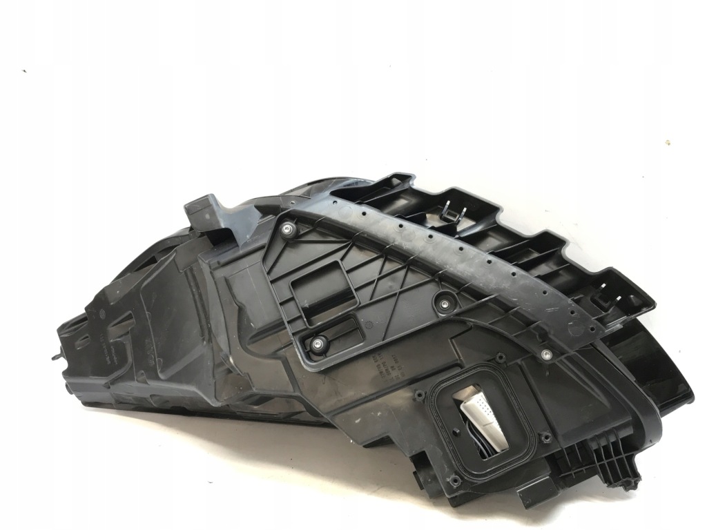 Tesla model 3 y рестайлинг  20- фара перед правый  full led европа  151495300d Недорого