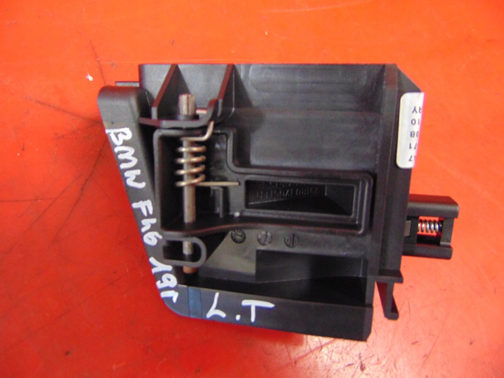 фото №9, Bmw 2 f46 gran tourer замок шторка багажника kpl