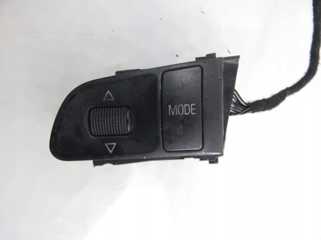 фото №9, Переключатель радио audi a4 b7 avant 2004-2008 4f0951527a 4f0951527