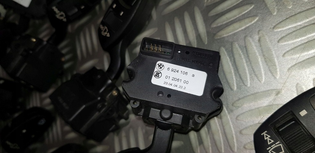 фото №9, Bmw 5 e60 6 e63 e64 рычаг дворники стекло переключатель дворник авто