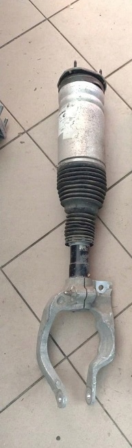 фото №1, Амортизатор перед discovery v l462 2.0d 4x4