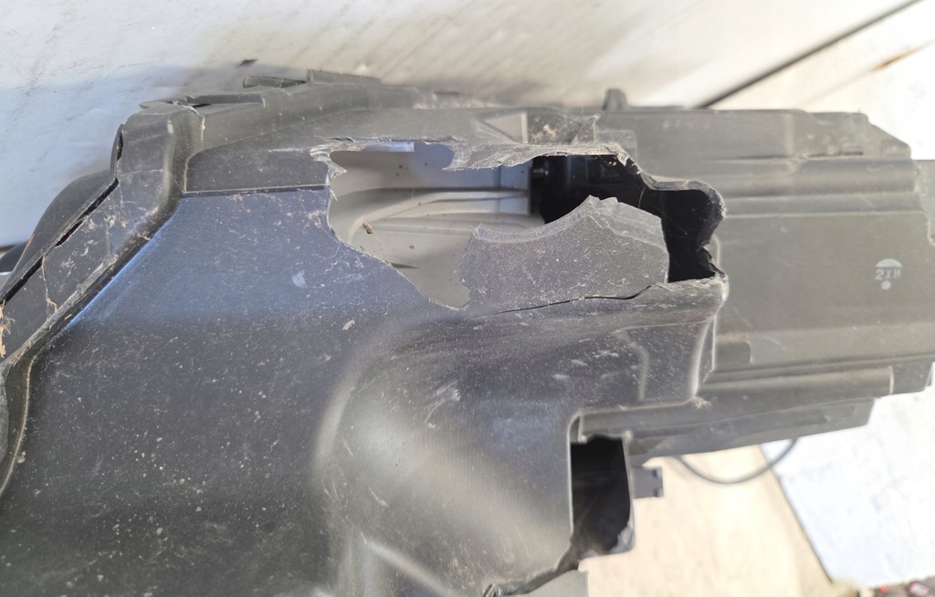 фото №12, Лампа перед правая nissan x-trail iv t33 21- full led org europa повреждённая