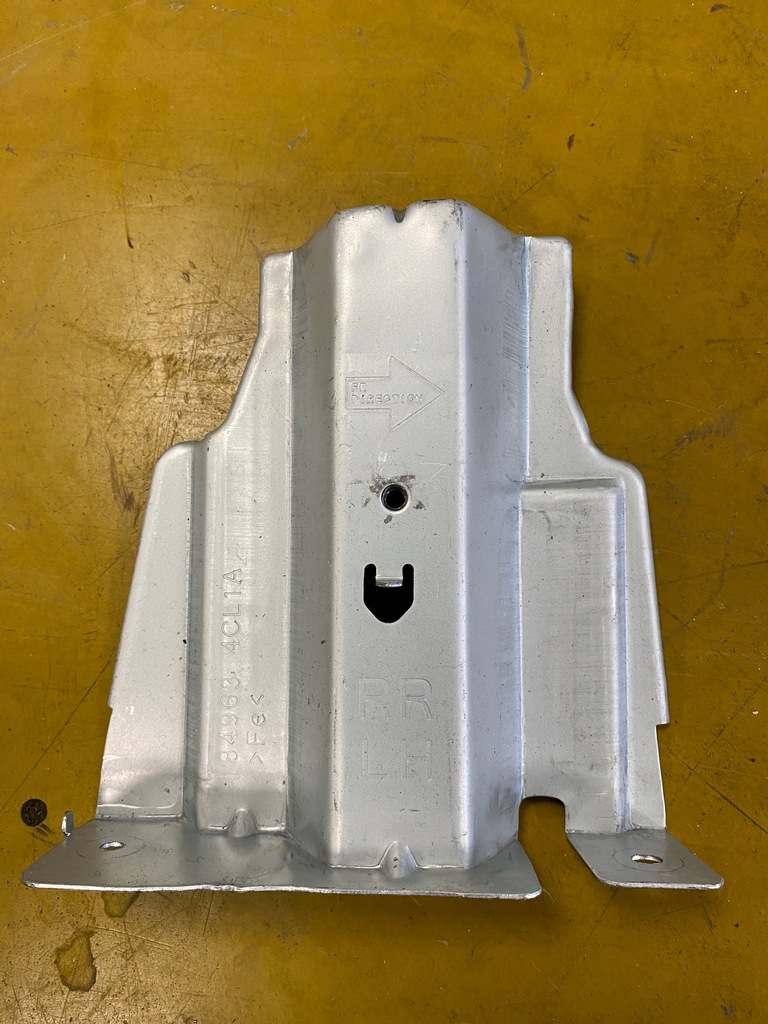 фото №5, Кронштейн обшивка багажника nissan x-trail t32