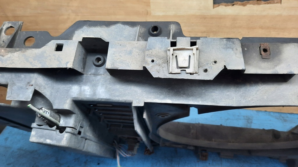 фото №10, Pas передний citroen c5 00-04r 2.0b