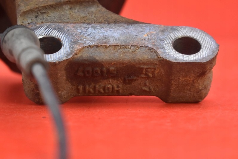 фото №7, Поворотный кулак левая перед nissan pulsar 1.2 dig-t 14r