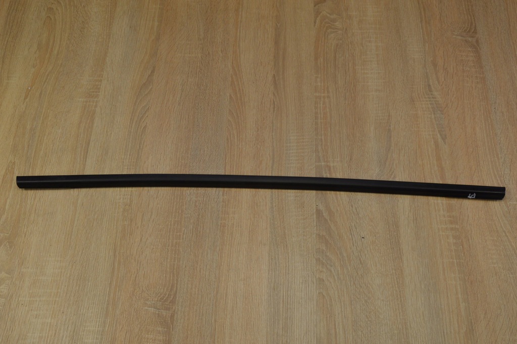 фото №1, Молдинг уплотнитель дверь правый задняя orlando