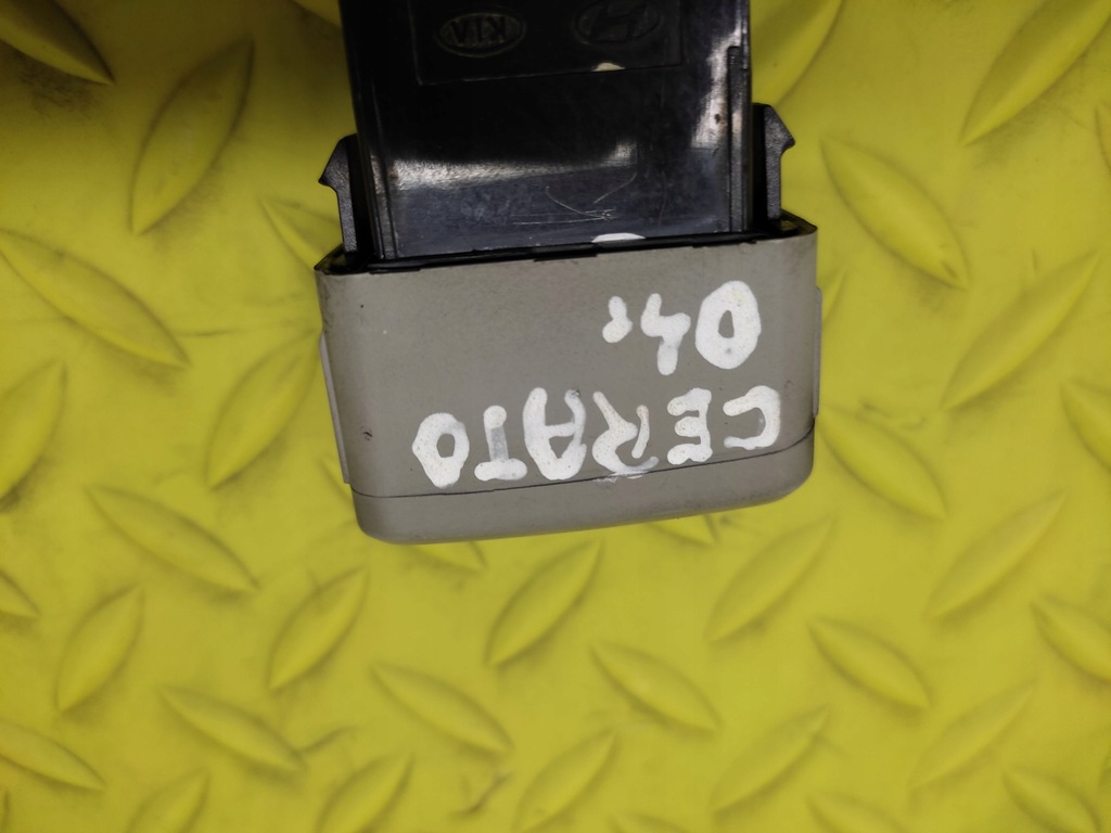 фото №7, Kia cerato вимикач кришки багажника