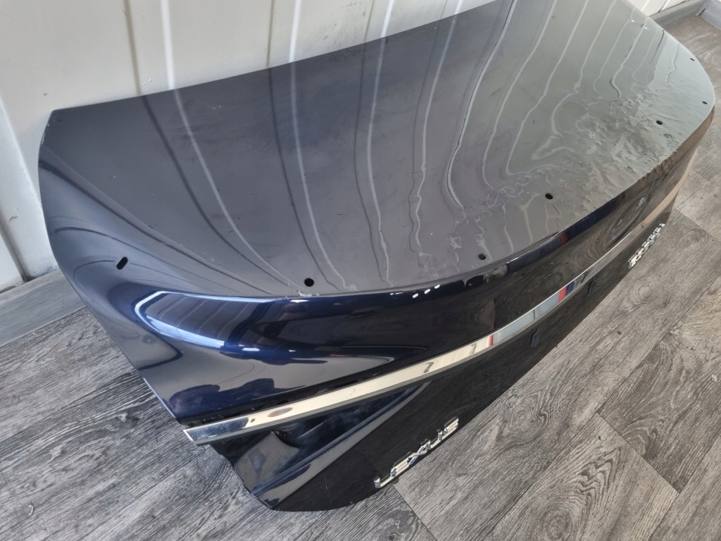 Крышка багажника задний  задняя lexus es vii 2018- в Украине