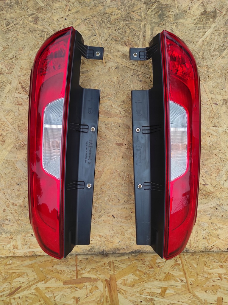 фото №1, Лампа задня ліва права fiat doblo ii lift кришка багажника