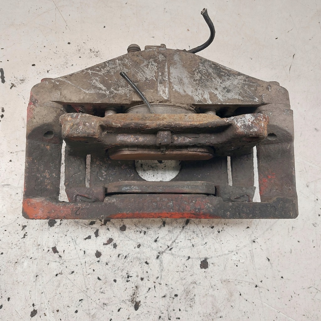 фото №8, Audi a6 c5 2,7t суппорт тормозной правый перед