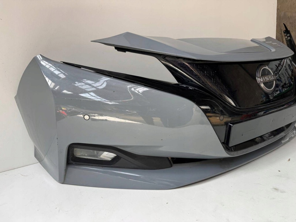 Nissan leaf 2 бампер перед передній pdc камера Недорого