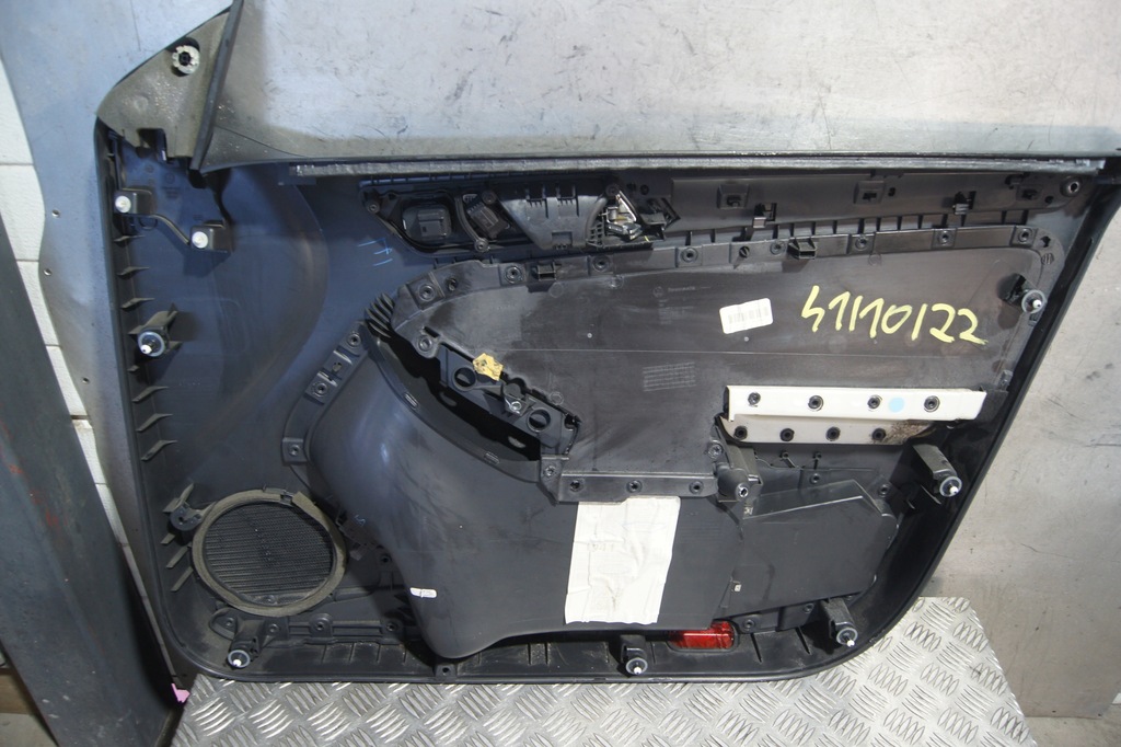 фото №10, Обшивка двері лівий перед jetta 5c 5c7867011a