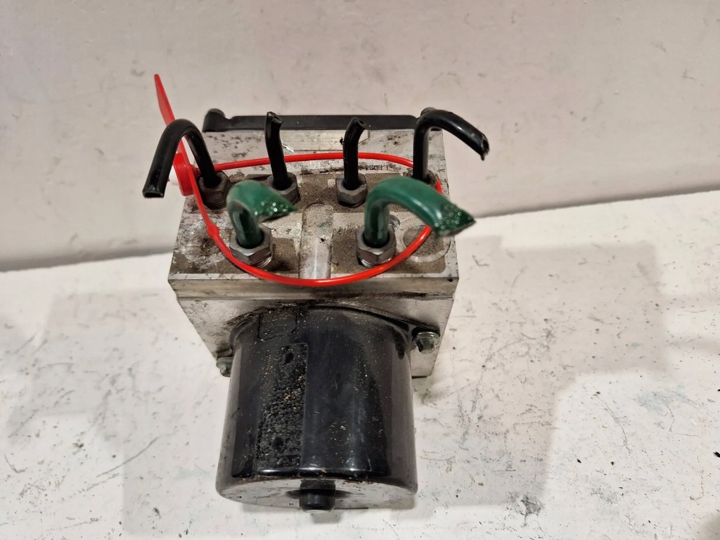 фото №1, Насос abs 15848403 peugeot 407 coupe 2.7 hdi