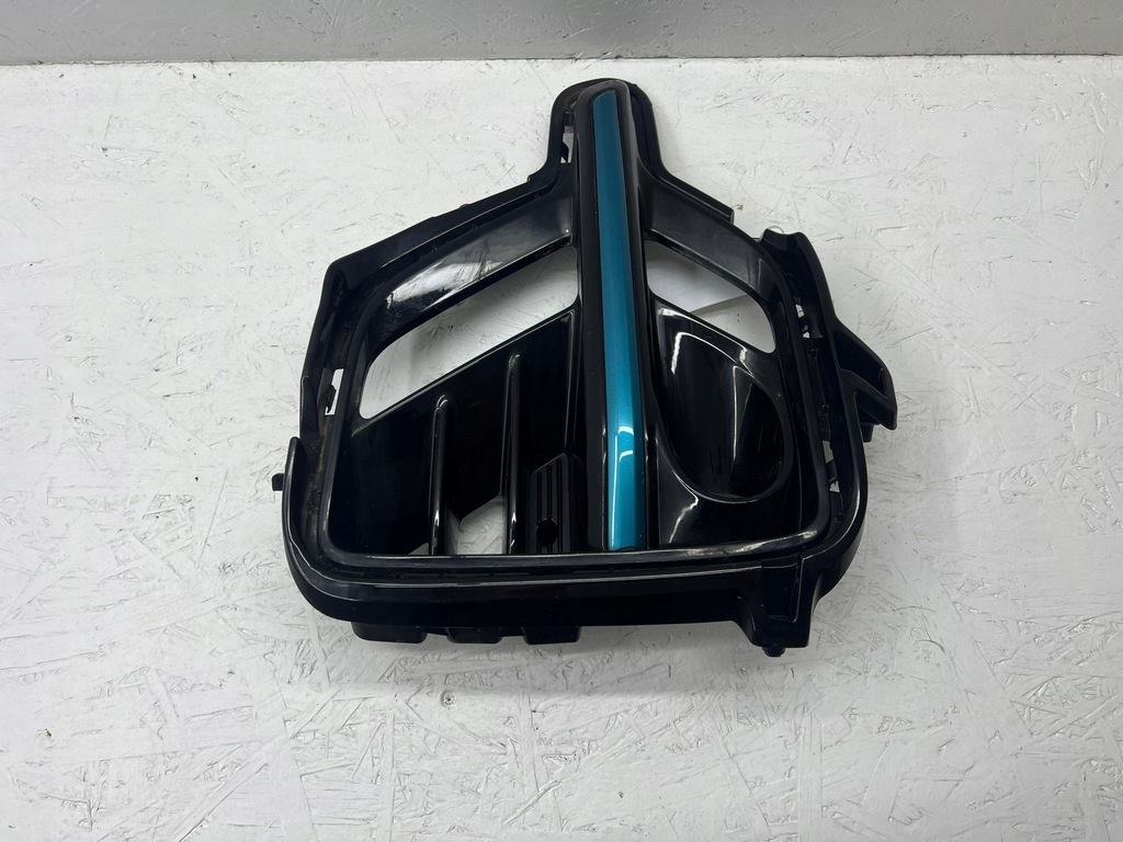 фото №7, Kia niro 2022 левая сторона решётка противотуманной фары