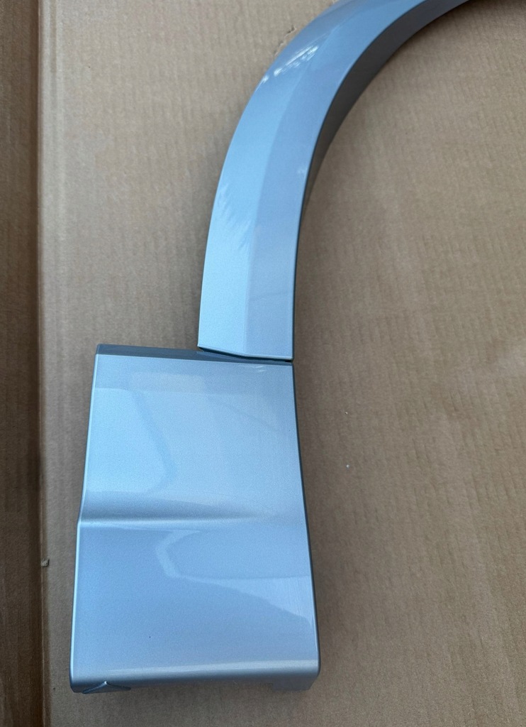 фото №6, Молдинг накладка крила правий перед audi q8 rsq8 4m8853026e