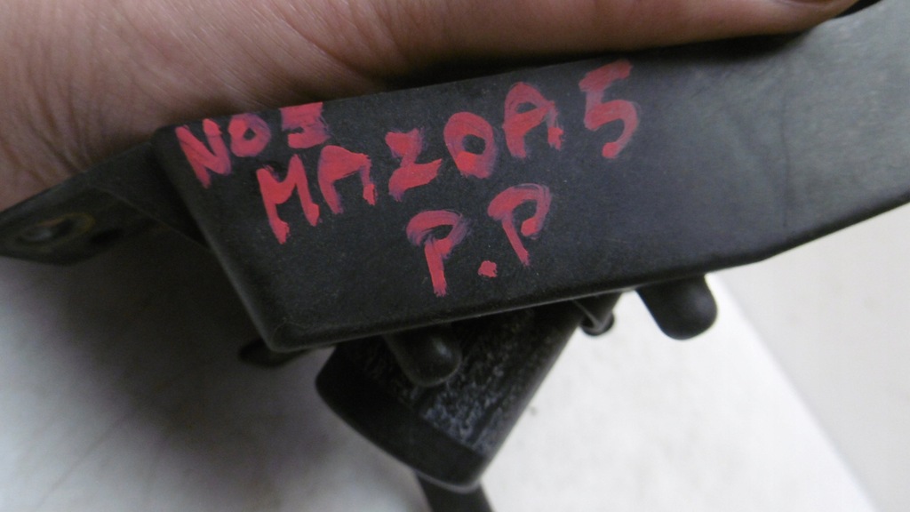 фото №4, Омыватель ксенон правый mazda v 5 05r- kompletny