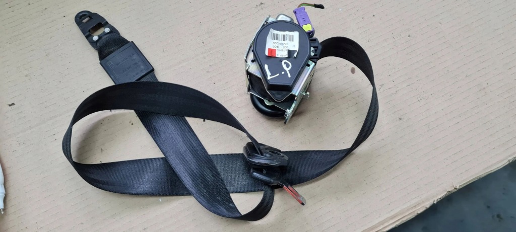 Купить A6 c6 рестайлинг  ремень безопасности левое  перед 4f0857705a