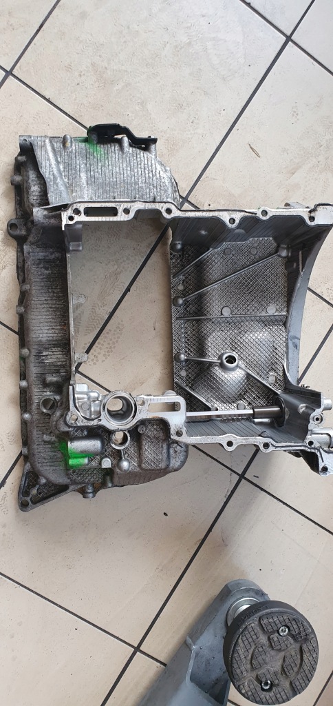 Купити Піддон оливи audi 3.0 tdi cla cdu 059103601cd