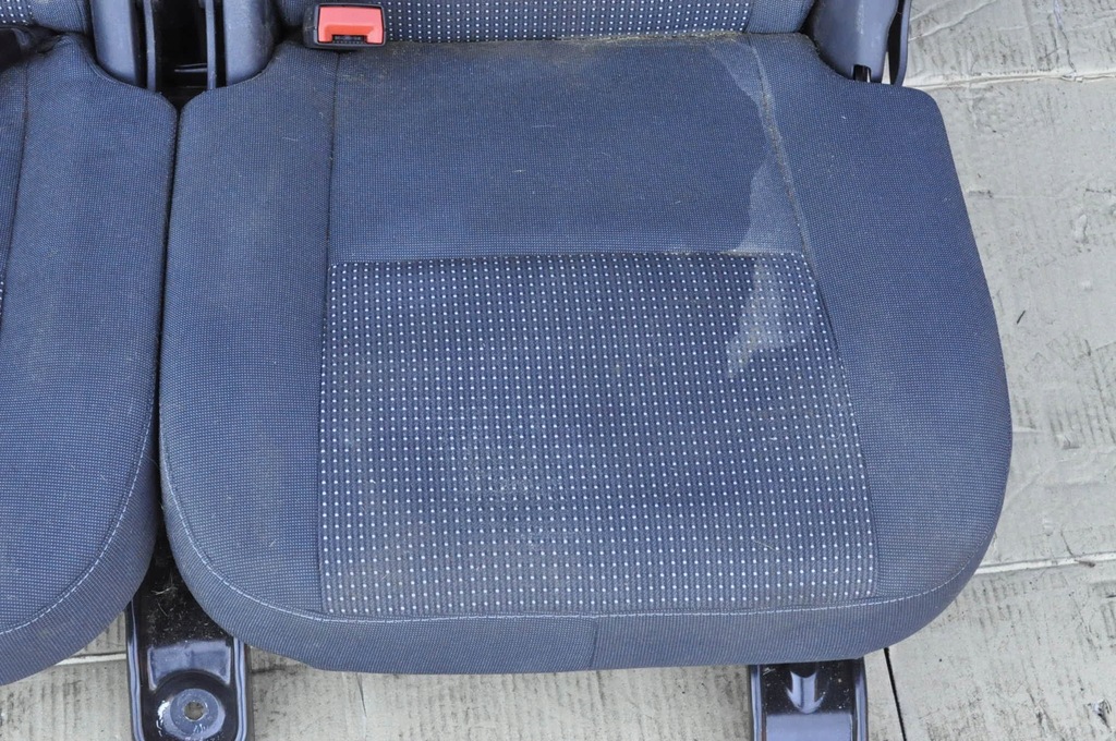 фото №3, Ford c-max mk2 сиденья заднее сиденье 3 ряд задняя
