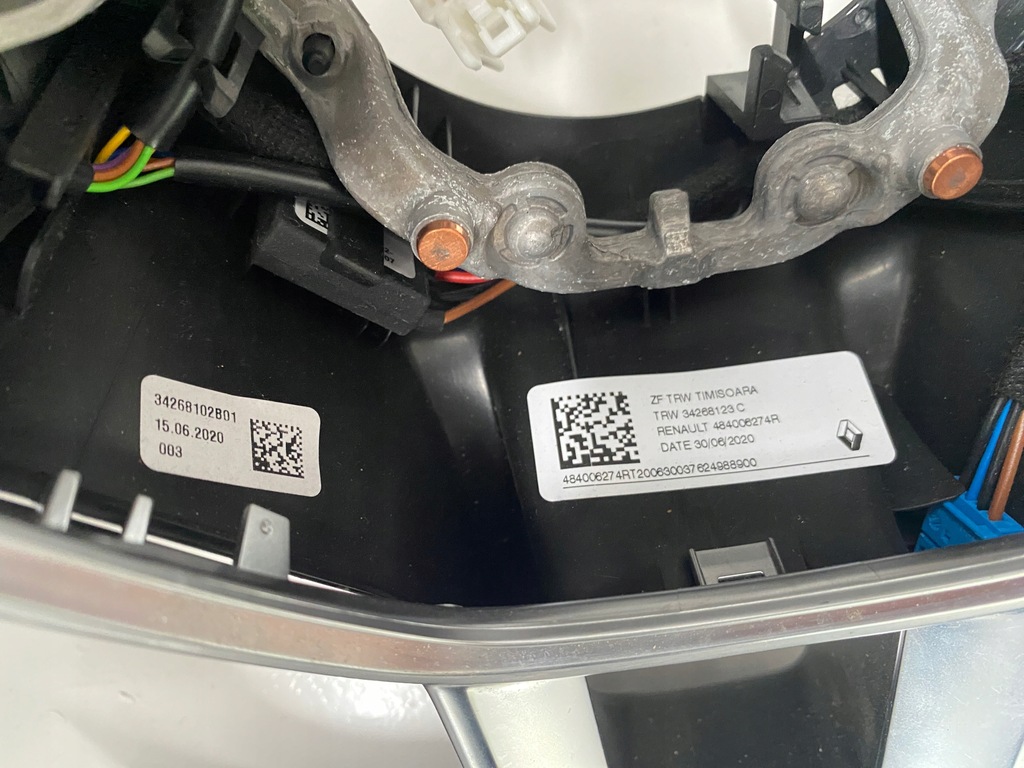 фото №9, Renault zoe ii воздуховод кожа мультифункция 484006274r