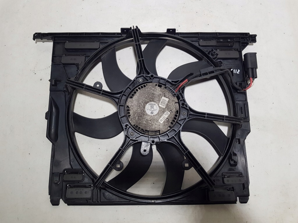 Купити Вентилятор радіатора bmw f10 f11 f07 3.0 d