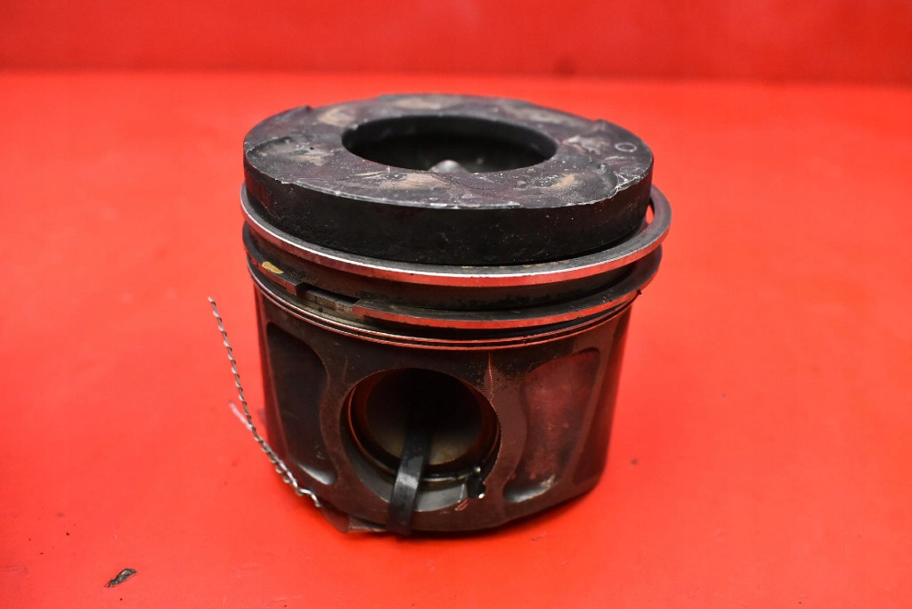 Поршень jeep grand cherokee 4 iv wk2 3.0 d 241 km 10-14 Оригінал