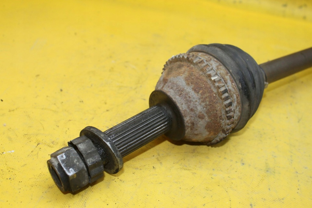 Привідний вал ліве перед transit mk6 vi 2.0 tddi в Україні