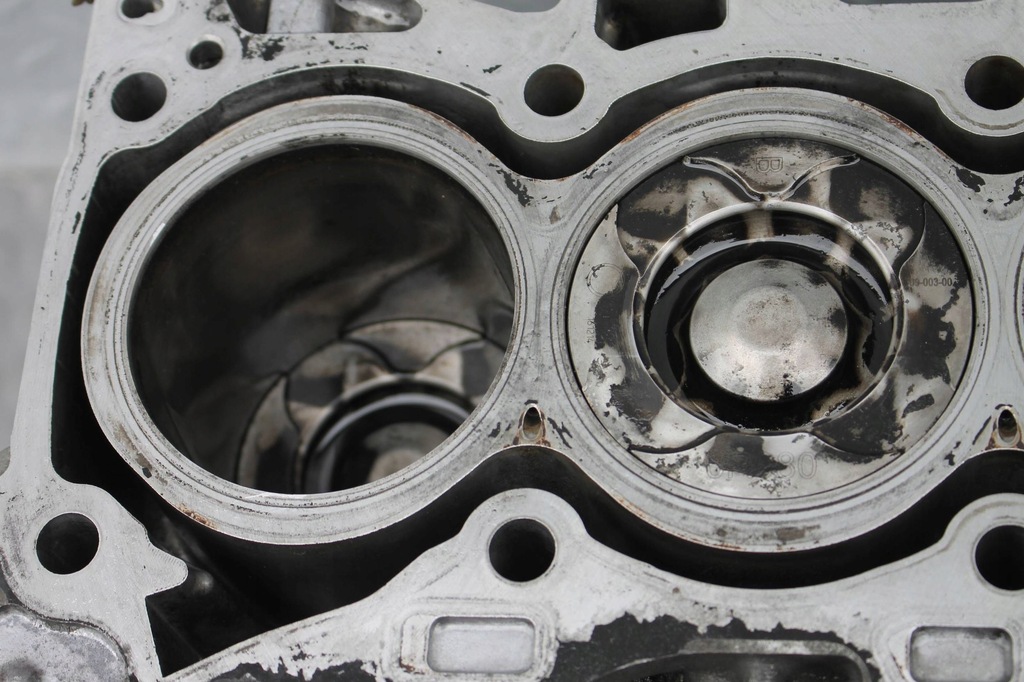 фото №8, Блок двигателя dół wał коленчатый поршни toyota rav4 iv 2.2 d4d 13-15