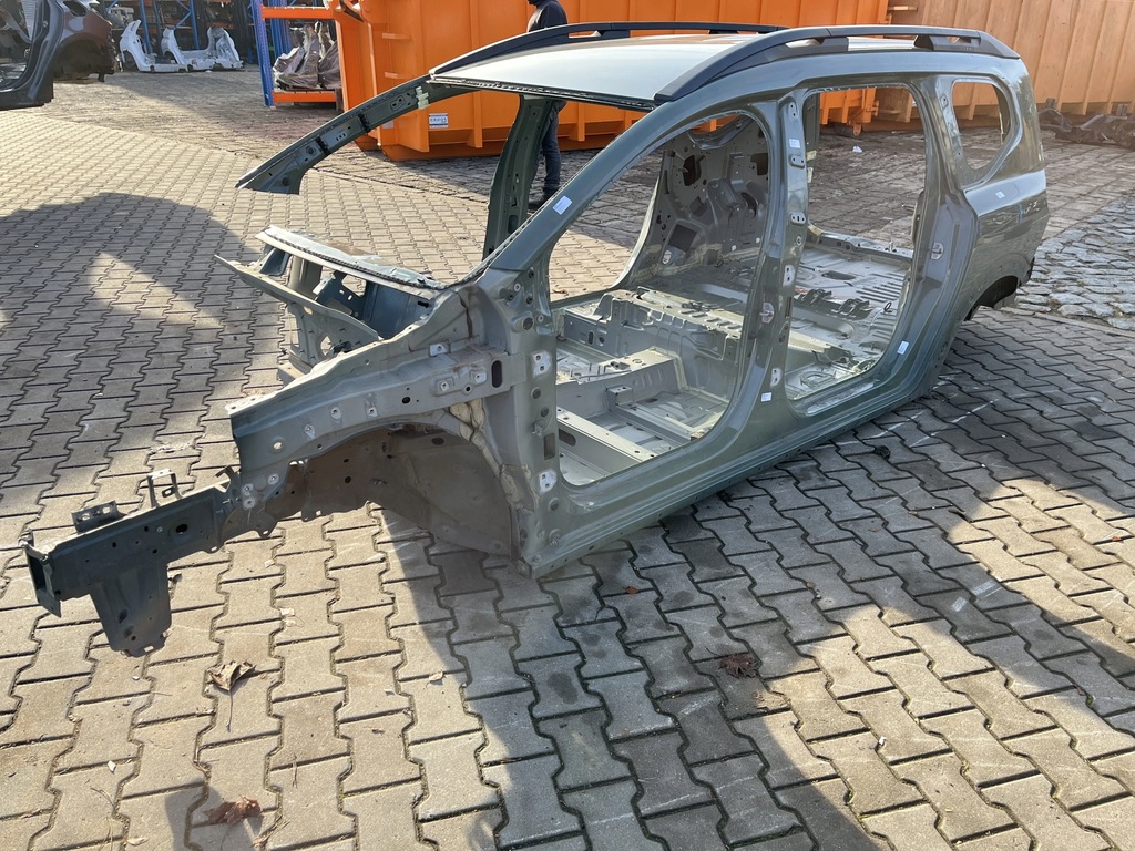 фото №1, Четверть левый перед лонжерон dacia jogger 22-