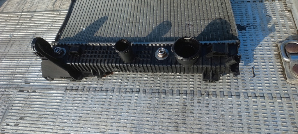 Радіатор води автоматична коробка передач 1,8b c-klasa mercedes w204 в Україні