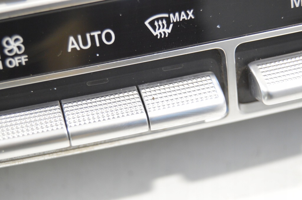 фото №9, Панель кондиционера mercedes w213 e klasa 2139055107