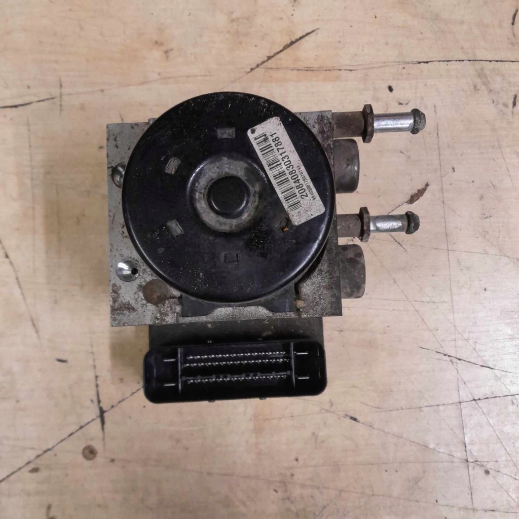 Купити Насос abs chrysler voyager v рік 2008-2016 p68043600ac