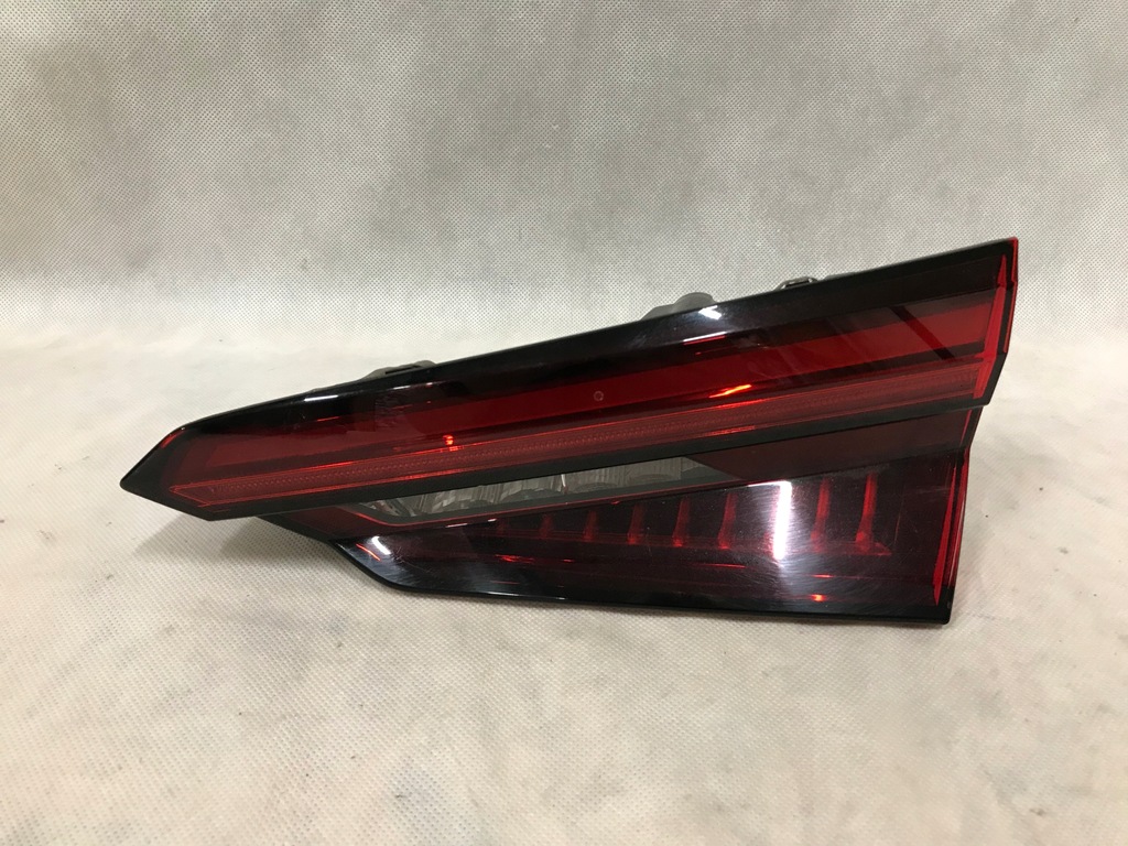 фото №1, Audi a5 8w лампа задняя правая внутренняя w крышка led usa