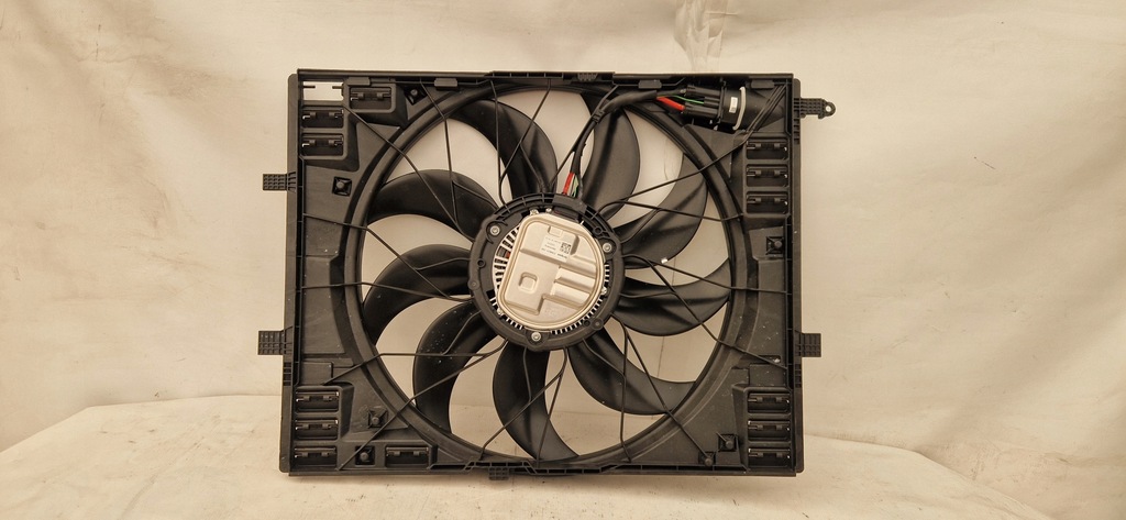 фото №10, Mercedes amg 1000w вентилятор радиатора