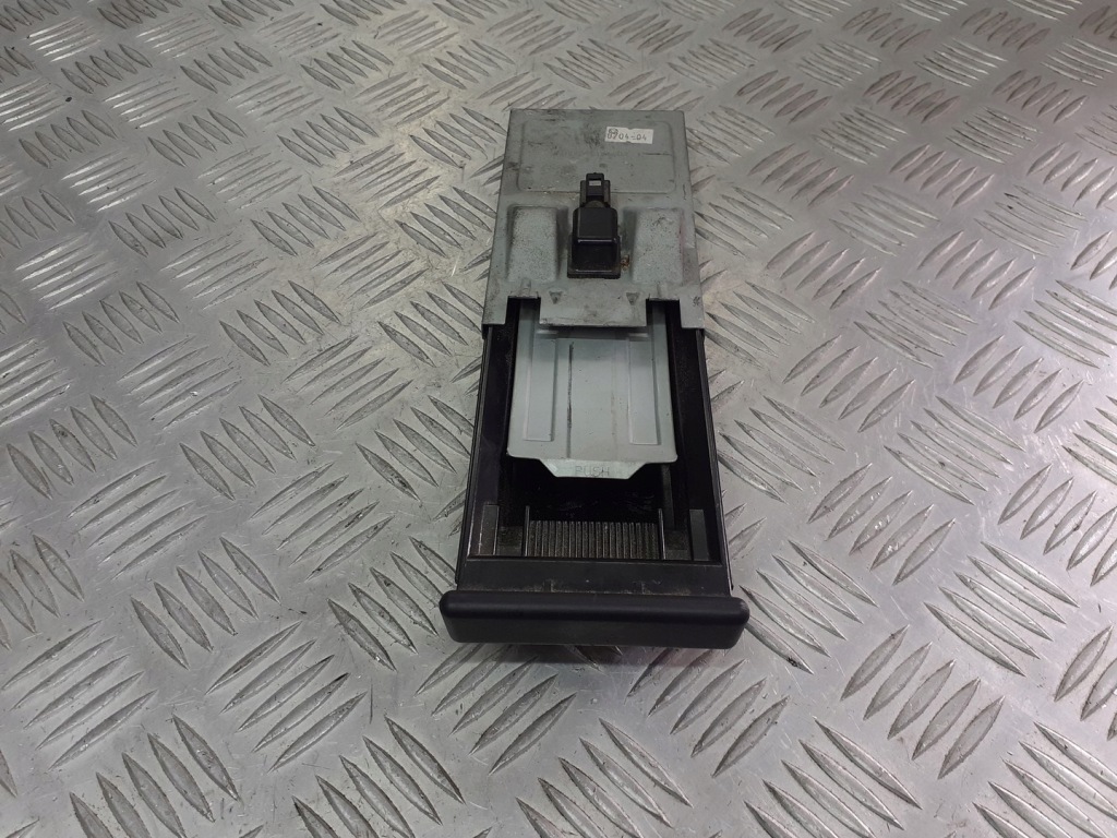 фото №1, Попільничка nissan almera n16